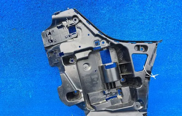 BMW 2 G42 Rear bumper mounting bracket 5A35D98