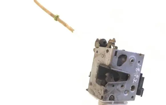 Audi A8 S8 D2 4D Front door lock 4D1837015A