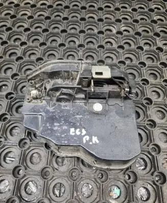 Front door lock