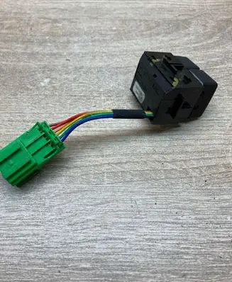 Volvo V50 DTC switch 8691530