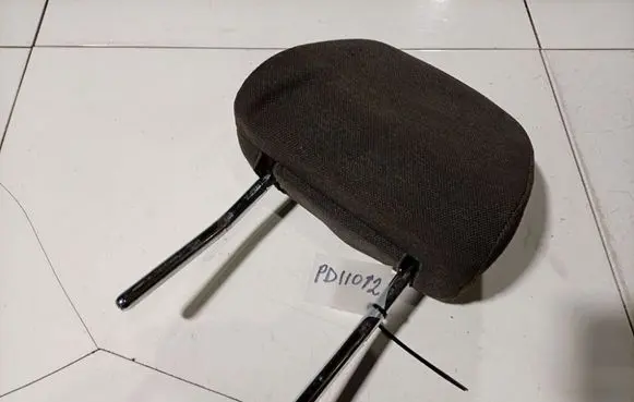 Opel Vectra C Front seat headrest 