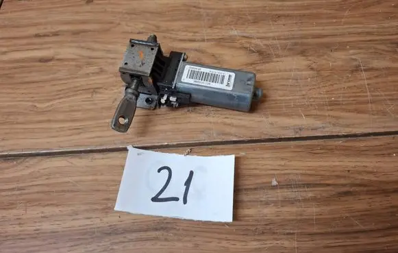 Mercedes-Benz GLE (W166 - C292) Seat adjustment motor 986300 986300-106