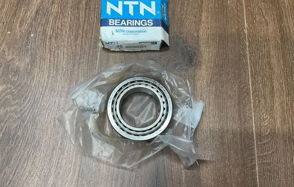 Mercedes-Benz C AMG W204 Prop shaft support center bearing 47050051 4TLM102949 4TLM102910