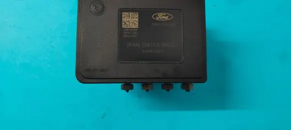 Ford Fiesta ABS Pump D1B12C013BD D1B12C405BD