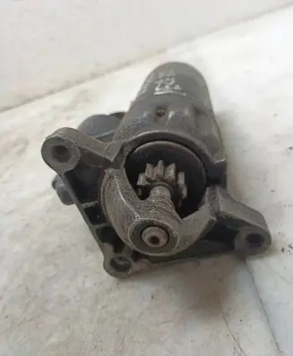 Peugeot 306 Starter motor 1005821131