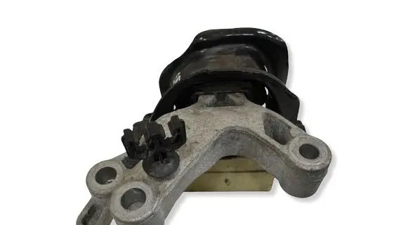 Renault Captur Gearbox mounting bracket 