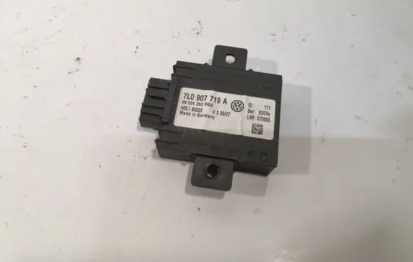 Volkswagen Phaeton Alarm control unit/module 7L0907719A