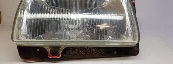Volkswagen Jetta II Headlight/headlamp 301129050