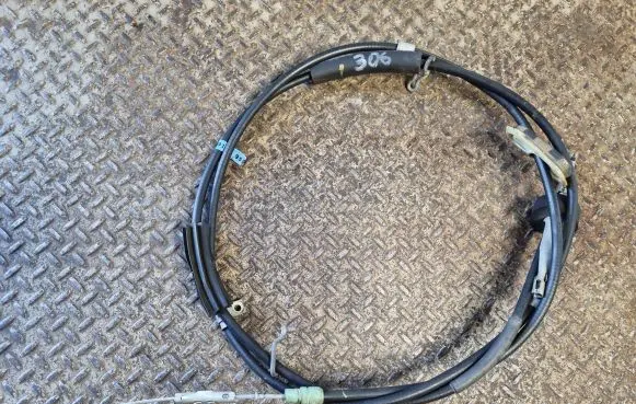 Handbrake/parking brake wiring cable