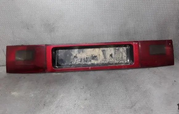 Volkswagen Sharan Rear light center trim bar blend 