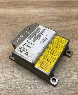 Volvo S70 V70 V70 XC Airbag control unit/module 9472727D