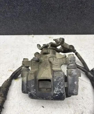 Mitsubishi Outlander Rear brake caliper