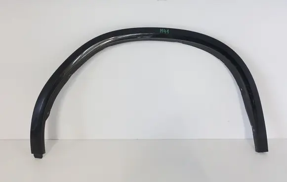 BMW X4M F98 Rear arch trim 8064824