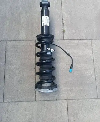 BMW X3 G01 Rear shock absorber/damper 6887148