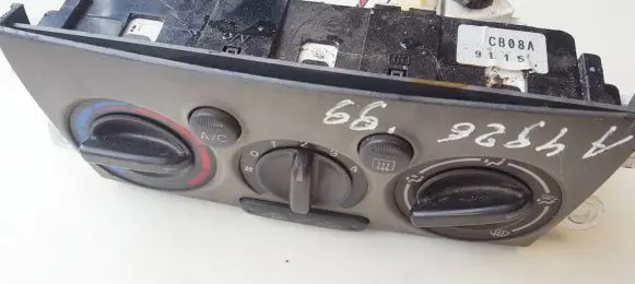 Mazda Premacy Climate control unit cb08a