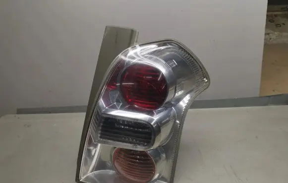 Toyota Corolla Verso AR10 Rear/tail lights 815510F060