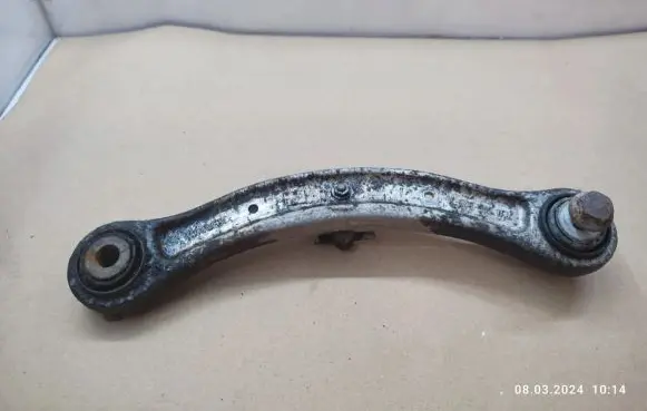 Volkswagen Touareg I Rear control arm 7L0505375A