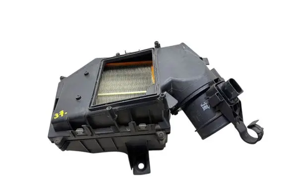 Volvo XC70 Air filter box 30636830