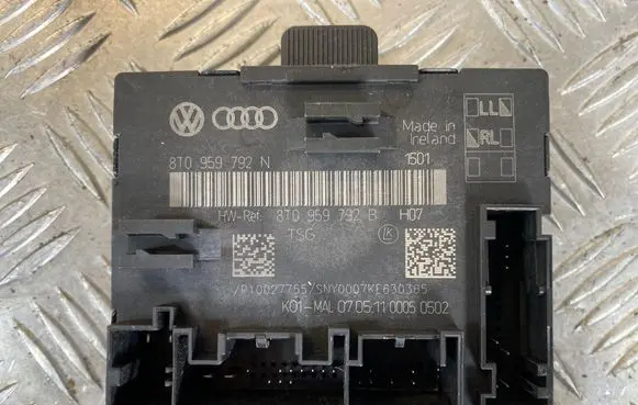 Audi A4 S4 B8 8K Door control unit/module 8T0959792N 8T0959792B