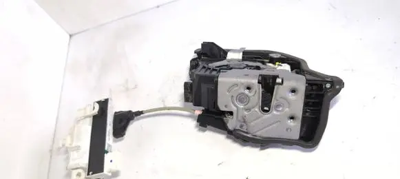BMW 7 G11 G12 Front door soft close latching motor 736845008 51212581894 2581894