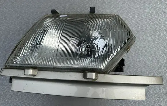 Nissan Patrol Y61 Headlight/headlamp 26060VB526 26065VB505 62411VB000