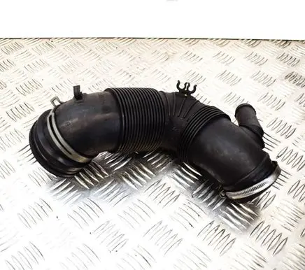 Audi A3 S3 8P Air intake hose/pipe 3C0129654