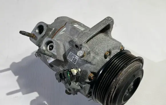 Ford Explorer VI Air conditioning (A/C) compressor (pump) L1MH19D629BB