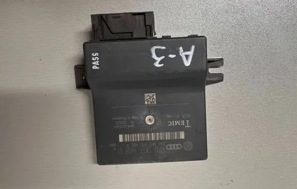 Audi A6 S6 C6 4F Gateway control module 4F0907468D 8006TF7MN1