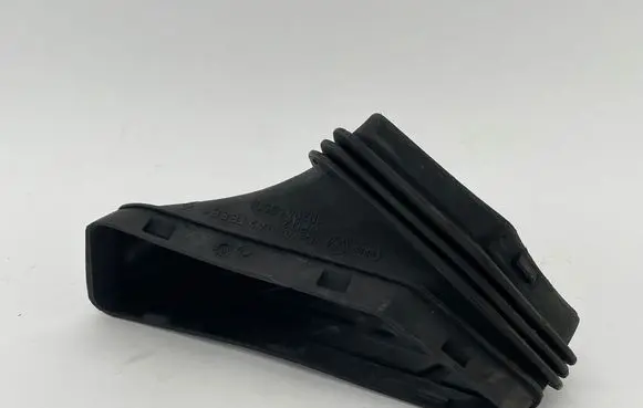 Audi A4 S4 B8 8K Air intake duct part 1020448S01