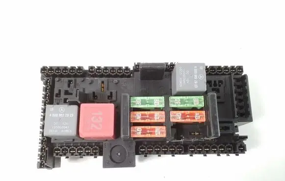 Mercedes-Benz EQC Fuse module A2139068801