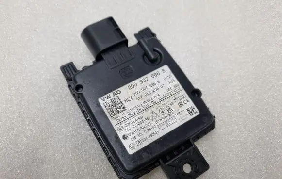 Volkswagen PASSAT B8 Distronic sensor radar 2Q0907686B