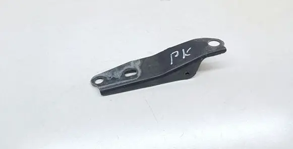 Fender mounting bracket