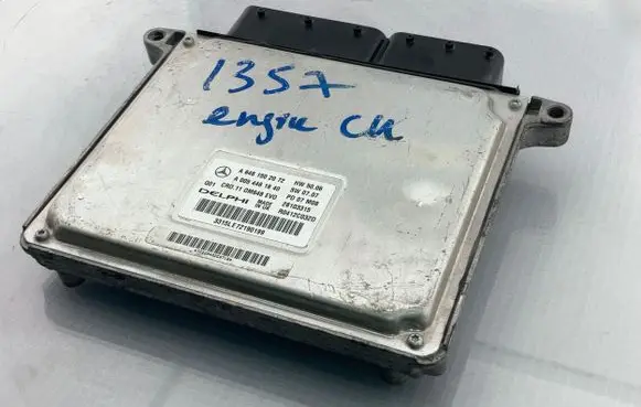 Mercedes-Benz C W204 Engine control unit/module A6461502072 28103315 A0054461840