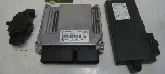 Engine ECU kit and lock set