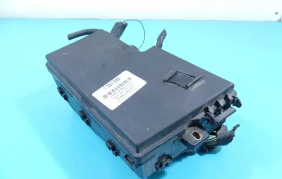 Ford C-MAX I Fuse box set 3M5T-14A067-BB IMPRK1331026