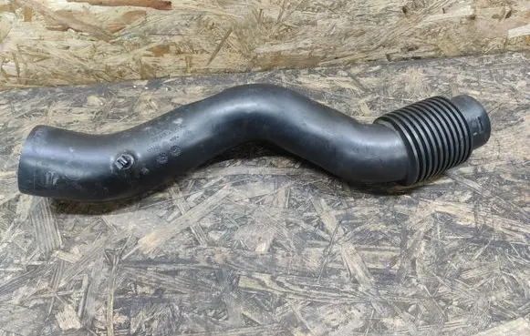 Citroen DS7 Crossback Air intake hose/pipe 9813341380
