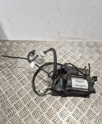 Volvo XC60 Air suspension compressor/pump 15155000872 31451410