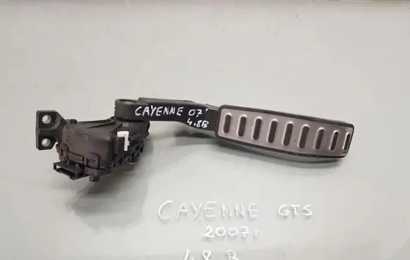 Porsche Cayenne (9PA) Accelerator throttle pedal 7L0723507D