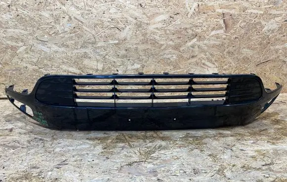 Fiat Punto Evo Front grill 735500126 R0329