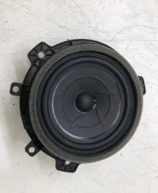 Hyundai i10 Rear door speaker