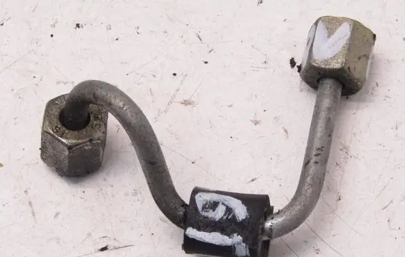 Audi A3 S3 8V Fuel line pipe 834