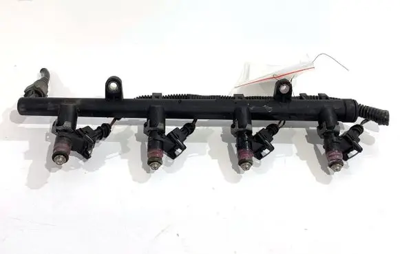 Renault Megane III Fuel main line pipe 8200135504