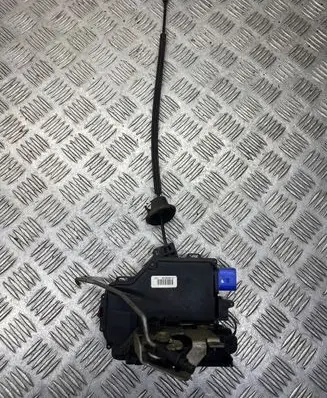 Audi A4 S4 B7 8E 8H Rear door lock 4E0839016