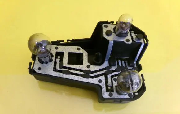 Volkswagen Sharan Tail light bulb cover holder 7M0945257A