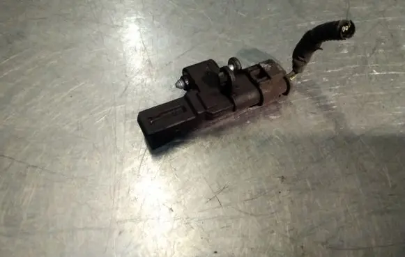 Peugeot 207 Crankshaft position sensor V756175380