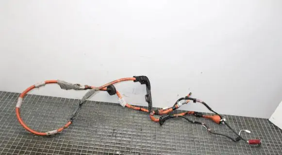 Lexus CT 200H Positive cable (battery) 8216476010G