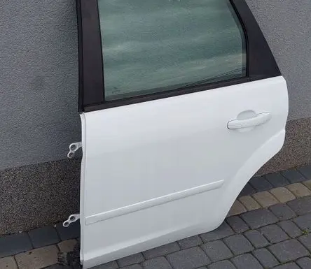 Ford Focus Rear door 