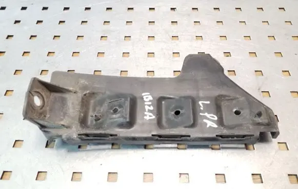 Seat Ibiza III (6L) Front bumper mounting bracket 6L0807183