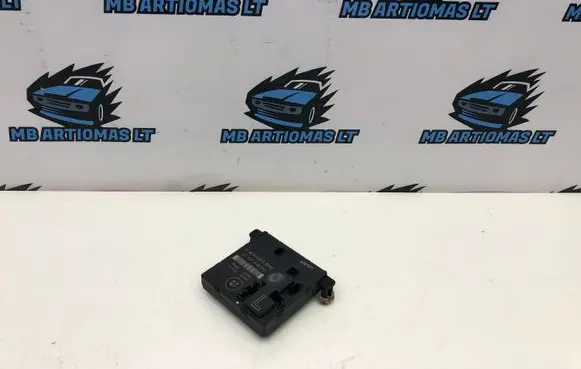 Mercedes-Benz E W211 Door control unit/module 2118201526