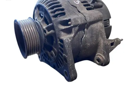 Volkswagen II LT Generator/alternator 028903027N 0123320018